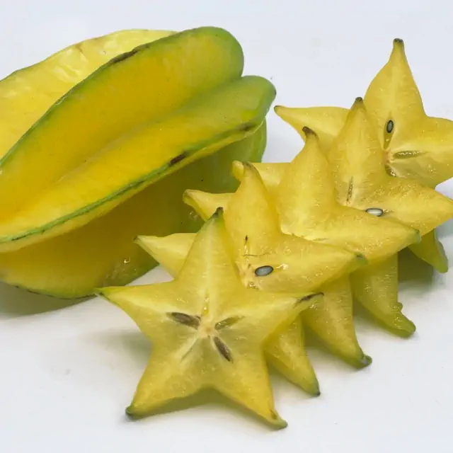 La carambole ou starfruit, fruit du carambolier